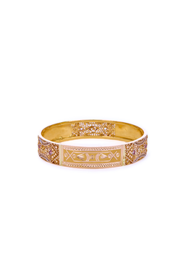 HC Bangles Sixteen